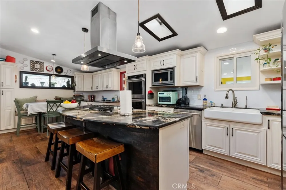 20292 RIVERSIDE Newport Beach, CA 92660