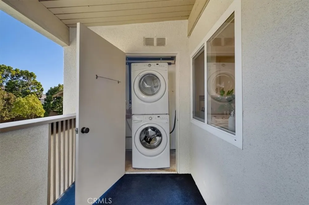 8877 Lauderdale Court #213F Huntington Beach, CA 92646