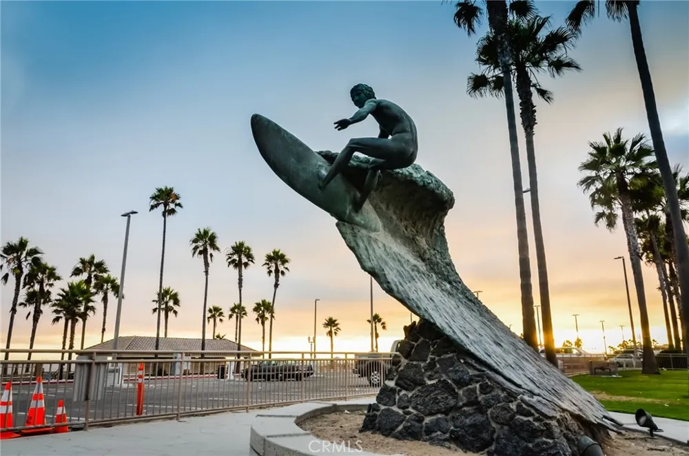 8877 Lauderdale Court #213F Huntington Beach, CA 92646