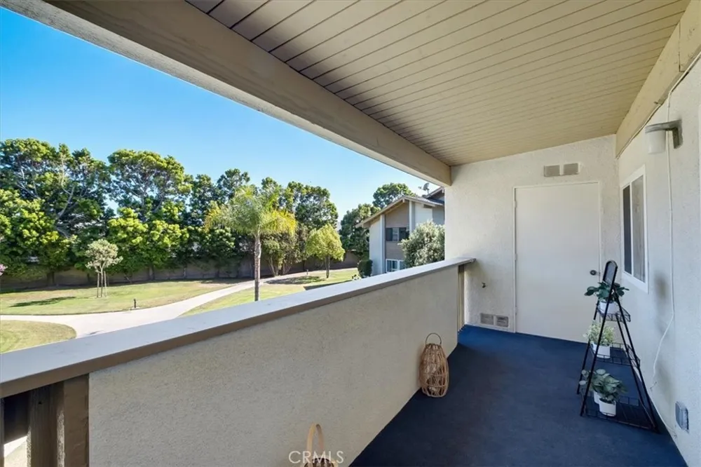 8877 Lauderdale Court #213F Huntington Beach, CA 92646