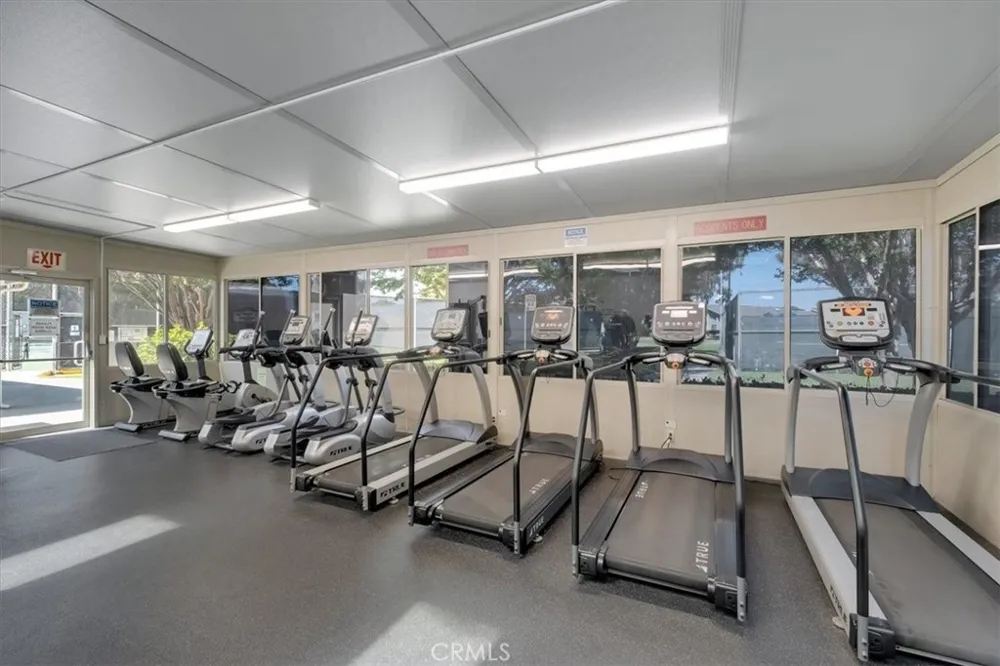 8877 Lauderdale Court #213F Huntington Beach, CA 92646