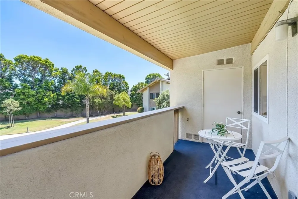 8877 Lauderdale Court #213F Huntington Beach, CA 92646