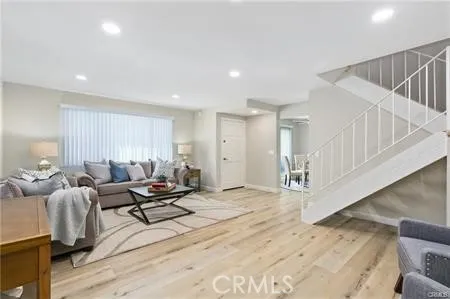 713 Morgan #A Orange, CA 92867
