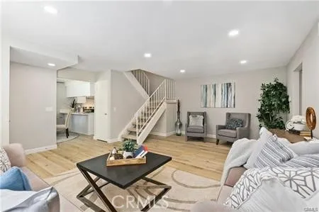 713 Morgan #A Orange, CA 92867