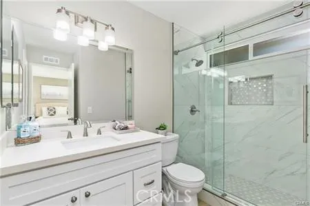 713 Morgan #A Orange, CA 92867