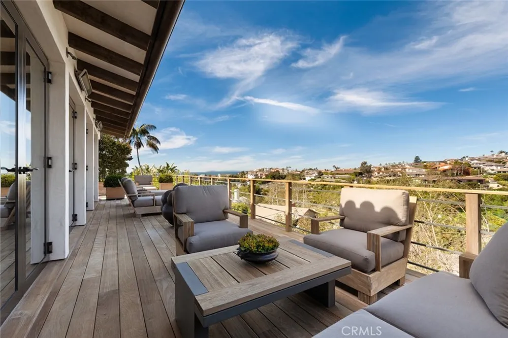 269 Emerald Bay Laguna Beach, CA 92651