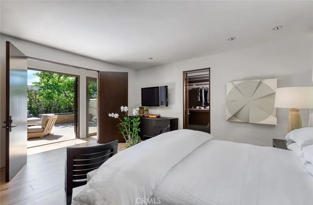 269 Emerald Bay Laguna Beach, CA 92651