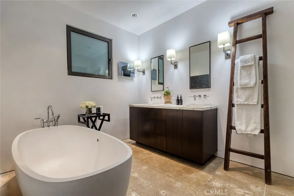 269 Emerald Bay Laguna Beach, CA 92651