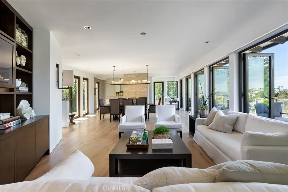269 Emerald Bay Laguna Beach, CA 92651