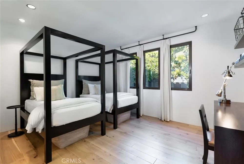 269 Emerald Bay Laguna Beach, CA 92651