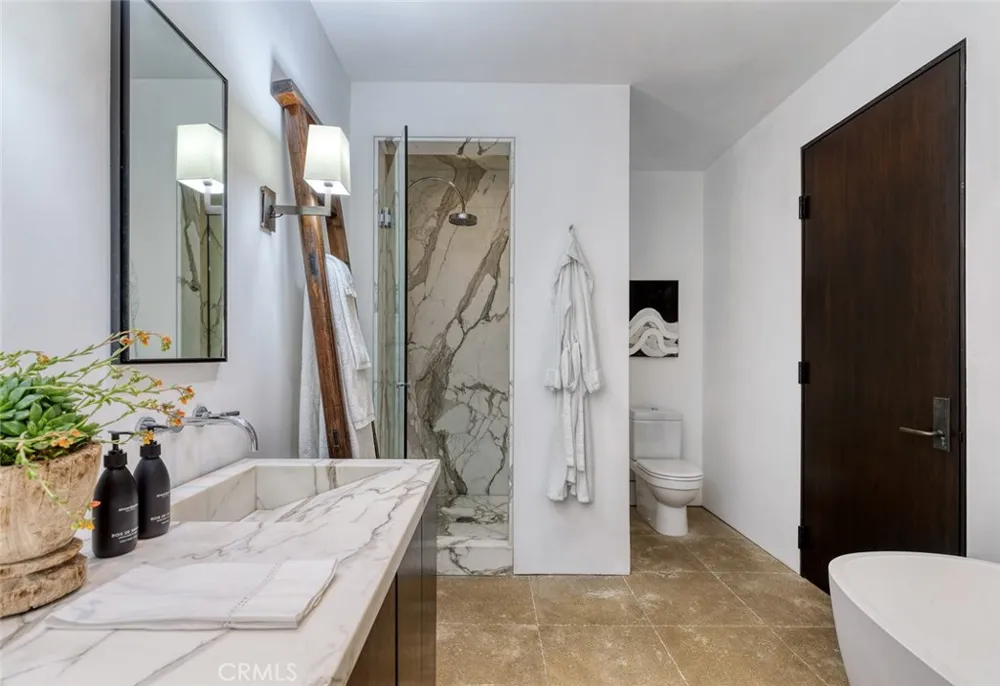 269 Emerald Bay Laguna Beach, CA 92651