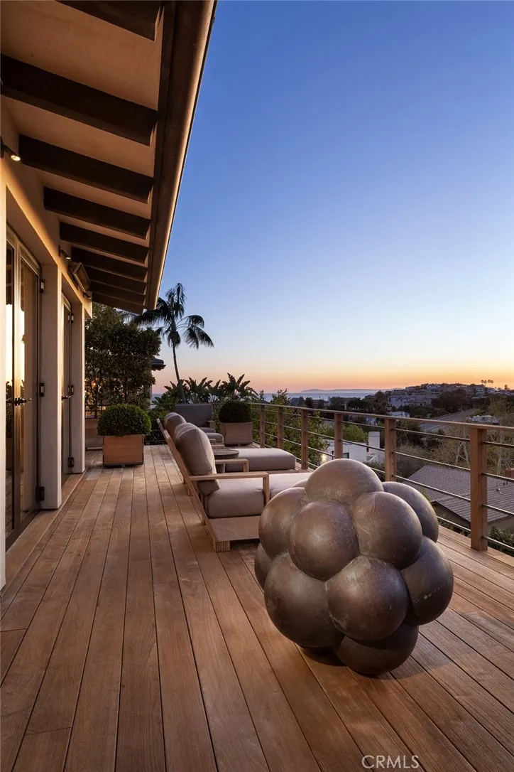 269 Emerald Bay Laguna Beach, CA 92651
