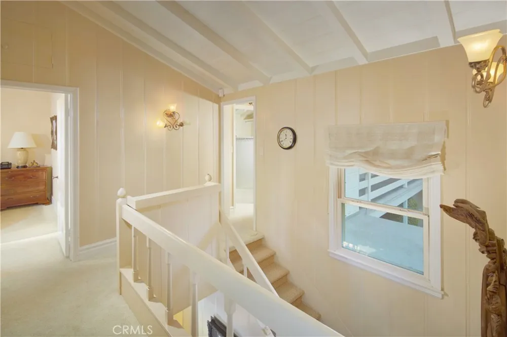 20 Harbor Island Newport Beach, CA 92660