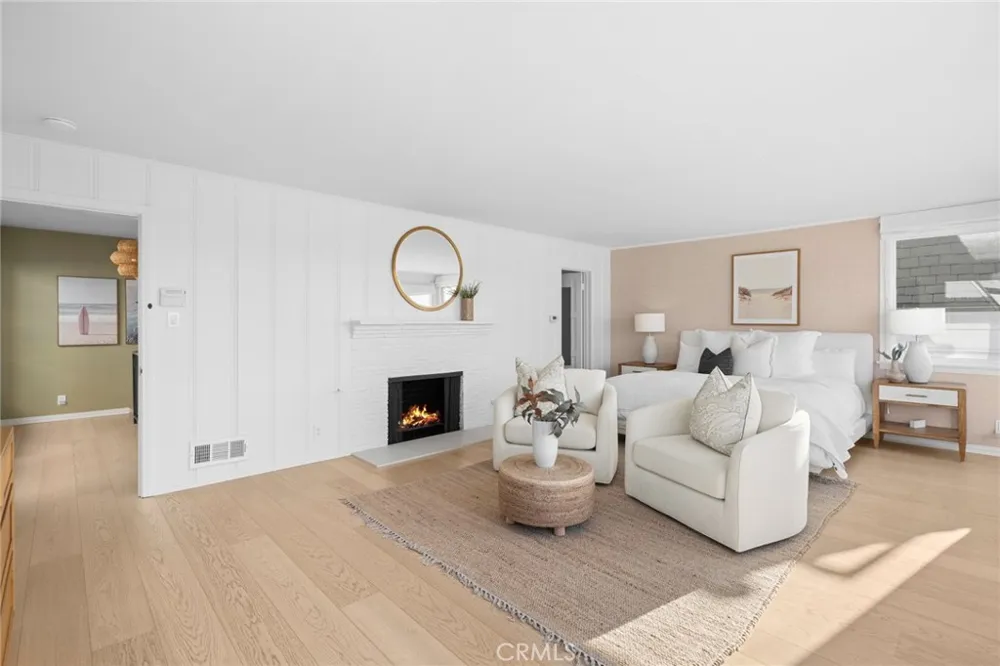 1411 E Bay Avenue Newport Beach, CA 92661