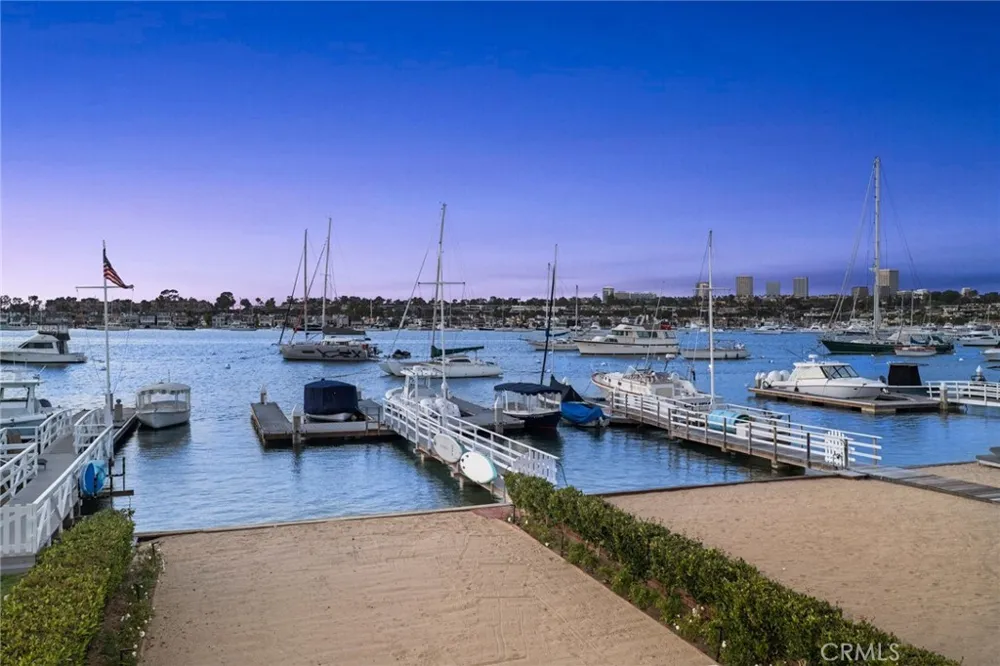 1411 E Bay Avenue Newport Beach, CA 92661