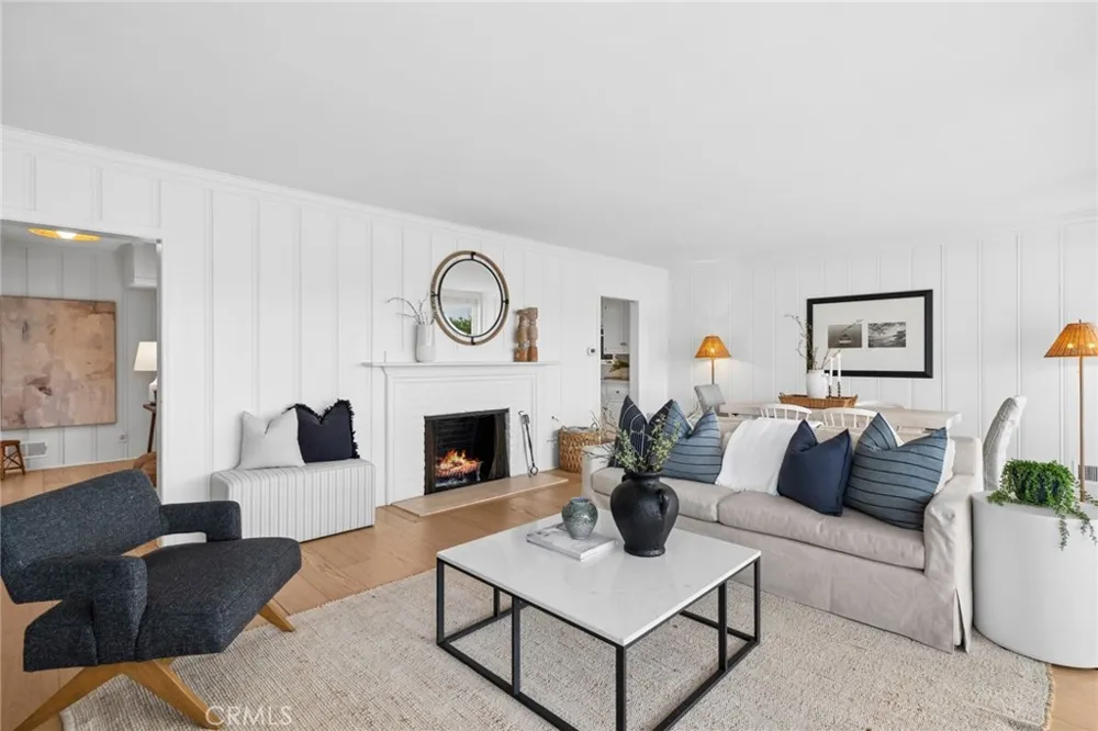 1411 E Bay Avenue Newport Beach, CA 92661