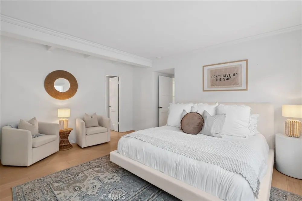 1411 E Bay Avenue Newport Beach, CA 92661