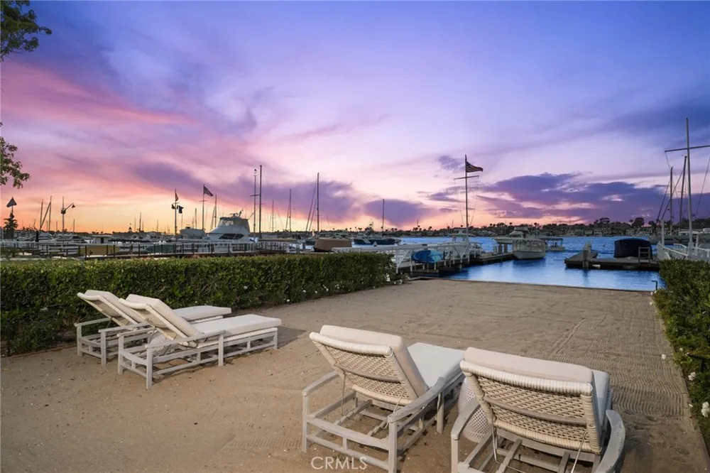 1411 E Bay Avenue Newport Beach, CA 92661