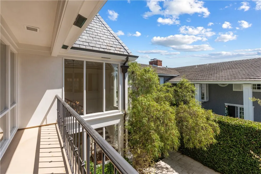 94 Linda Isle Newport Beach, CA 92660