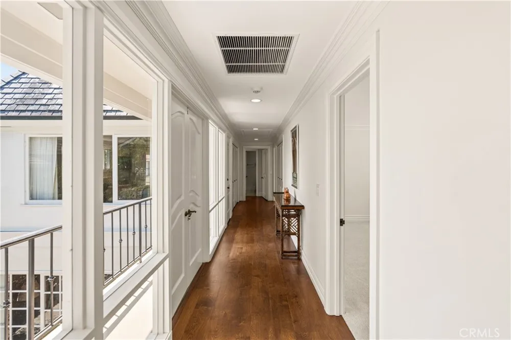 94 Linda Isle Newport Beach, CA 92660