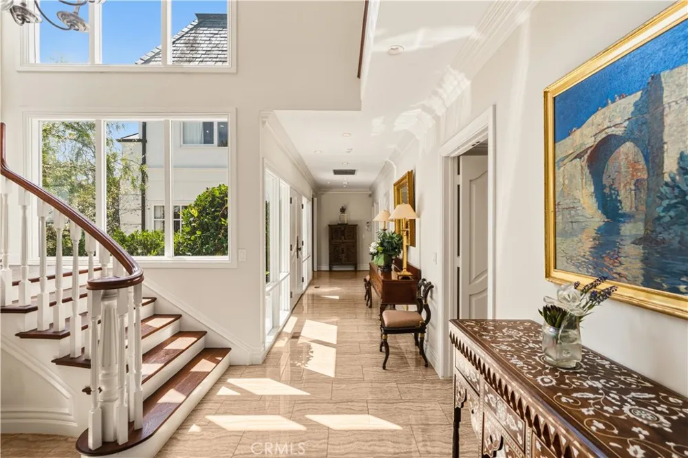 94 Linda Isle Newport Beach, CA 92660