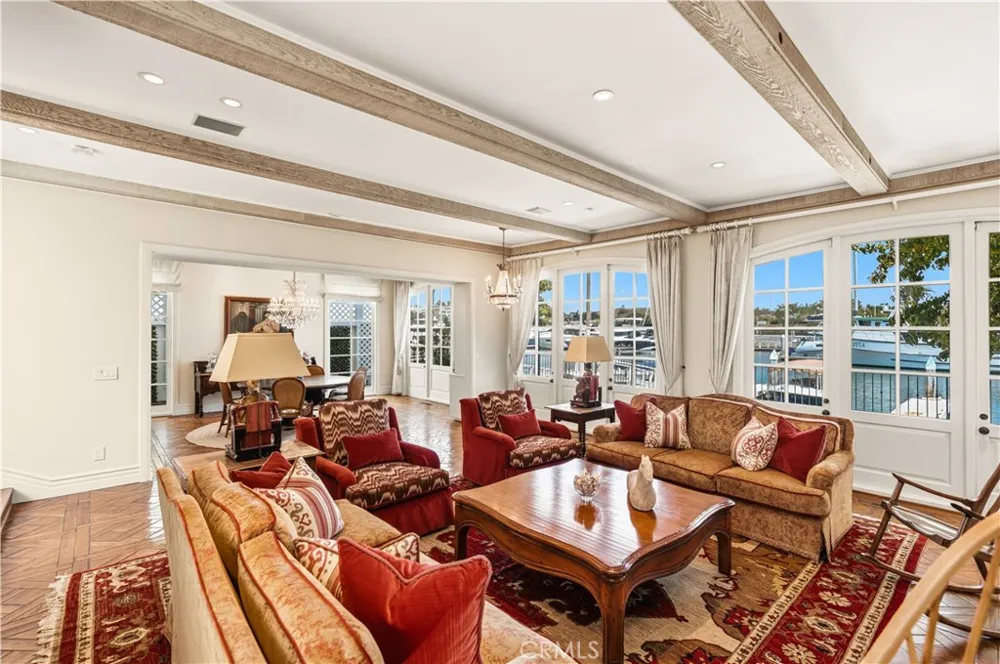 94 Linda Isle Newport Beach, CA 92660
