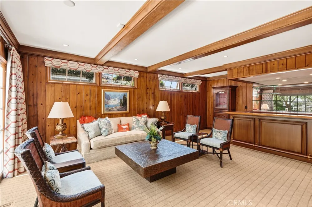 94 Linda Isle Newport Beach, CA 92660