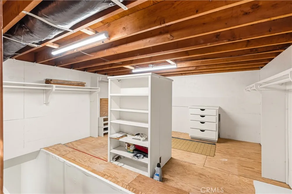 94 Linda Isle Newport Beach, CA 92660