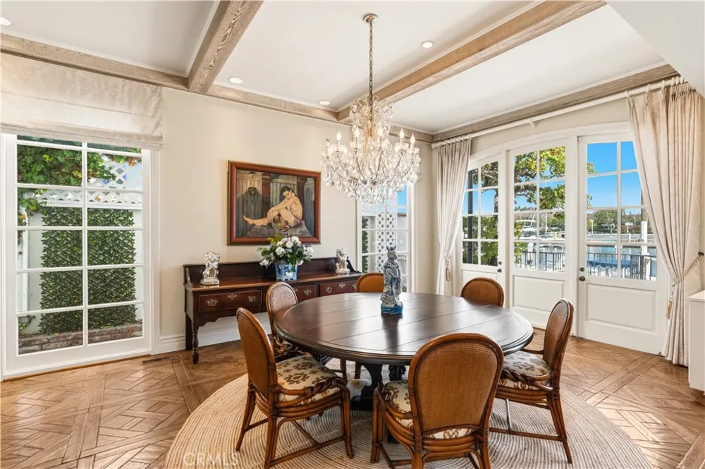 94 Linda Isle Newport Beach, CA 92660
