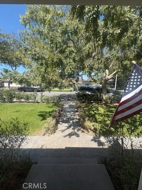 223 Lillian Costa Mesa, CA 92627