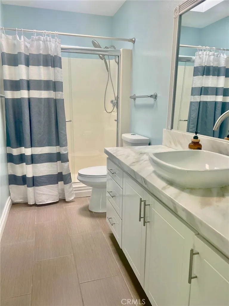 348 22nd Street Costa Mesa, CA 92627