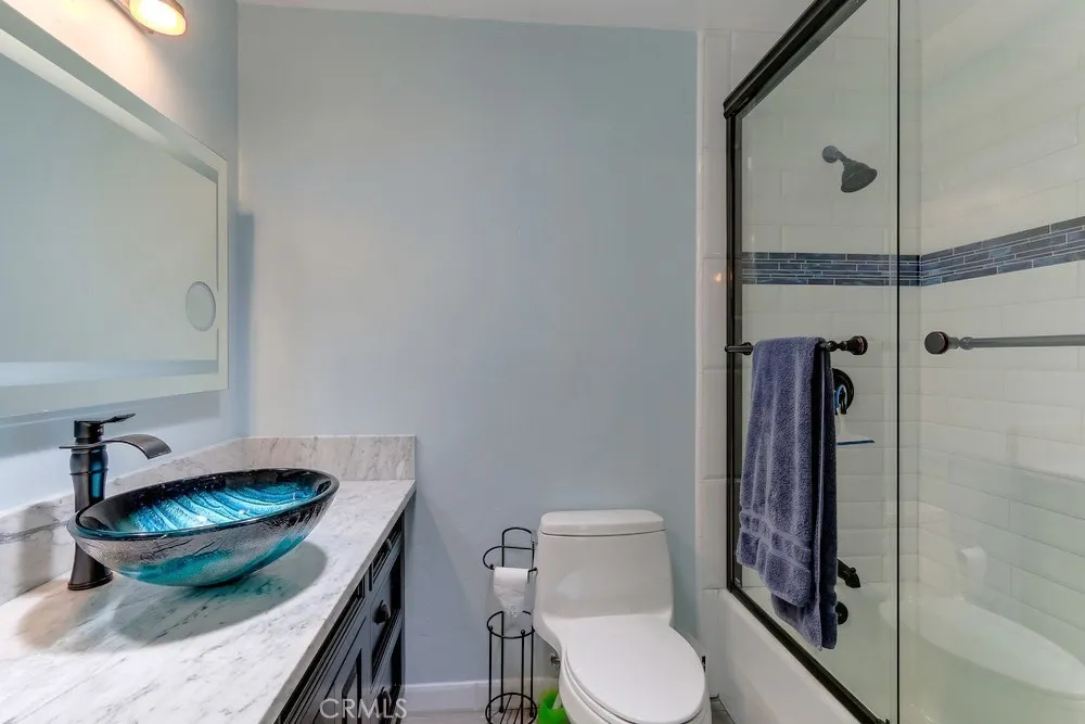 348 22nd Street Costa Mesa, CA 92627