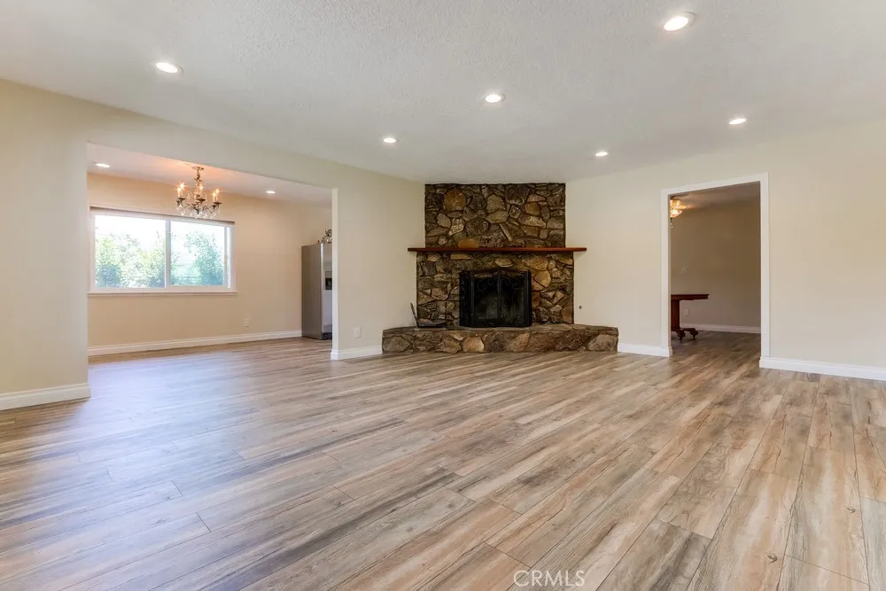 348 22nd Street Costa Mesa, CA 92627