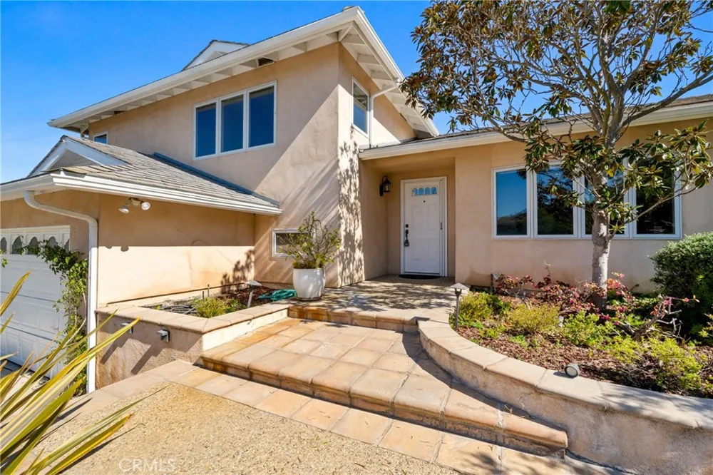 732 Bison Newport Beach, CA 92660