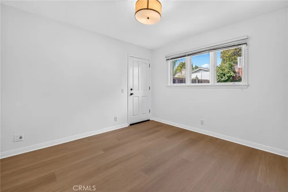 732 Bison Newport Beach, CA 92660