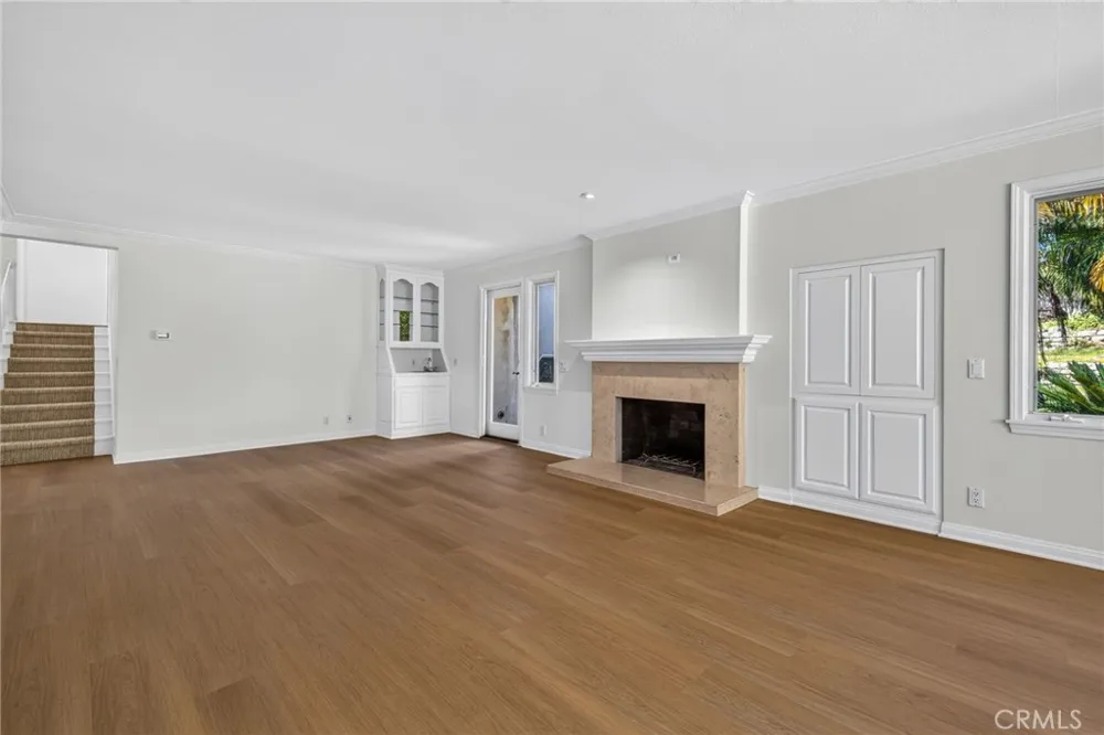 732 Bison Newport Beach, CA 92660