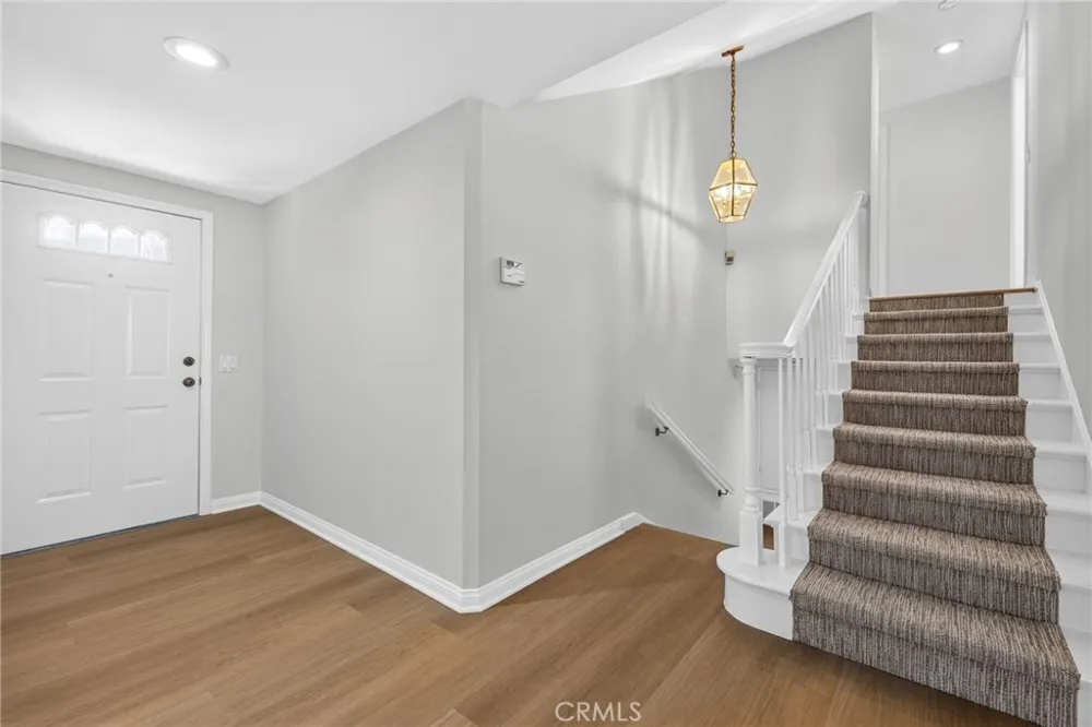 732 Bison Newport Beach, CA 92660
