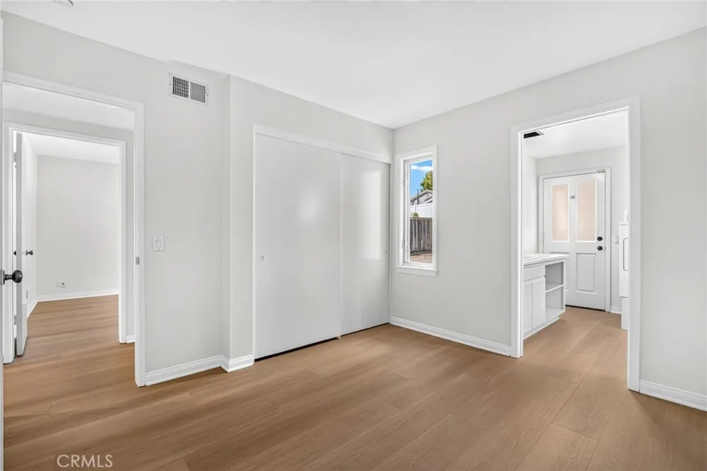 732 Bison Newport Beach, CA 92660