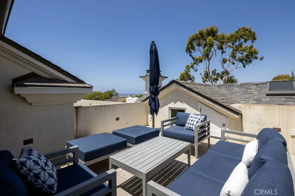 512 Avocado Avenue Corona del Mar, CA 92625