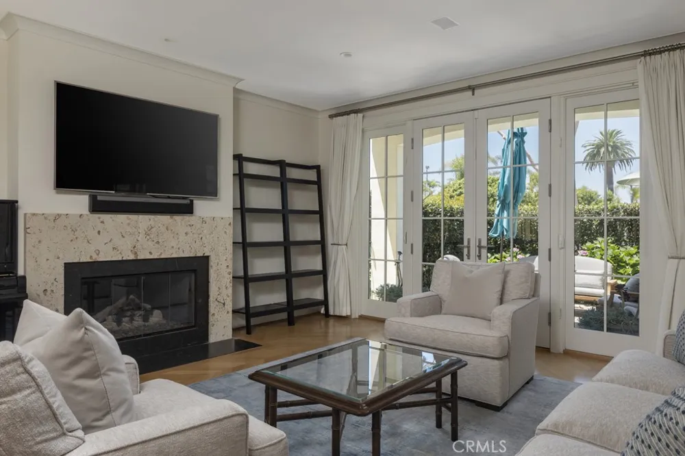 512 Avocado Avenue Corona del Mar, CA 92625