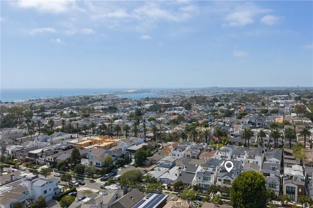 711 Marigold Avenue Corona del Mar, CA 92625