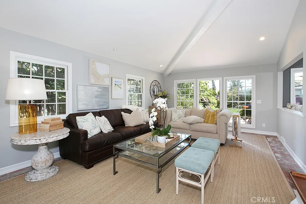 554 Hazel Drive Corona del Mar, CA 92625