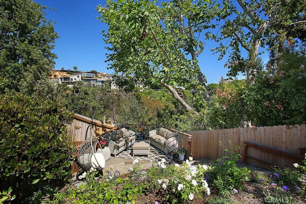 554 Hazel Drive Corona del Mar, CA 92625