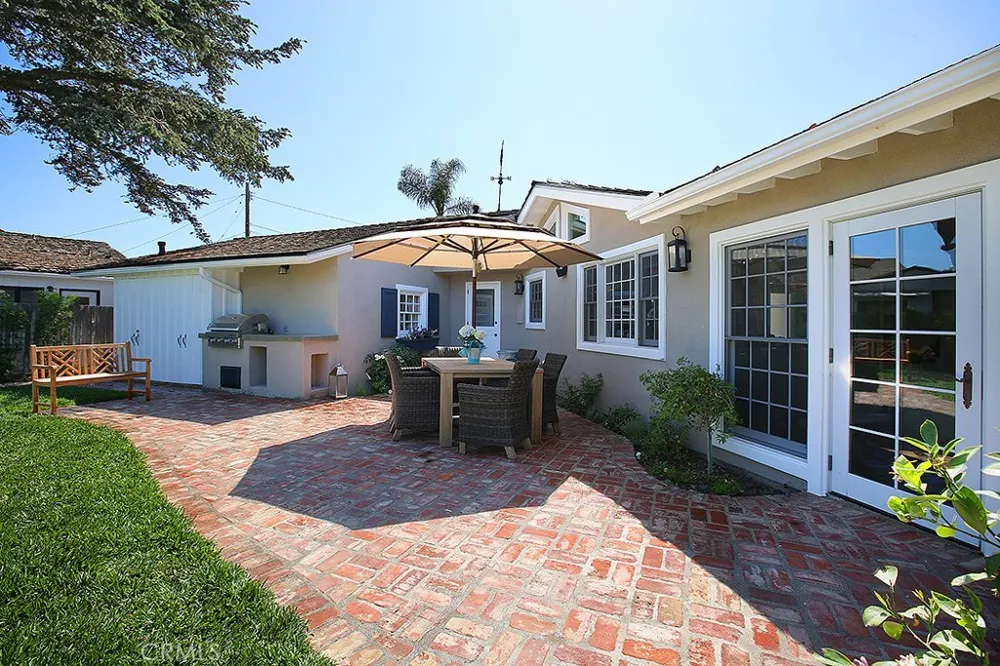 554 Hazel Drive Corona del Mar, CA 92625