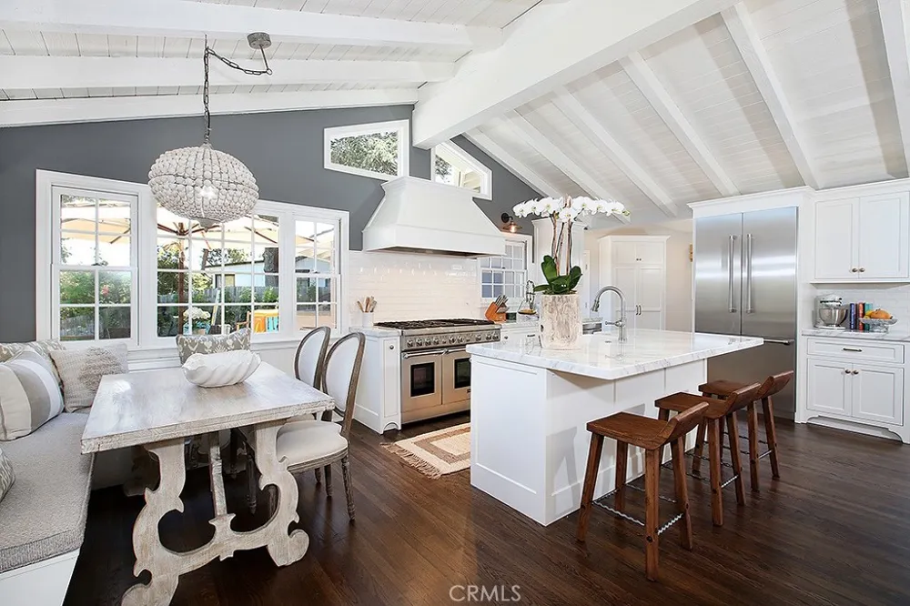 554 Hazel Drive Corona del Mar, CA 92625