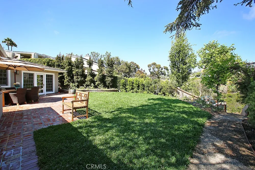 554 Hazel Drive Corona del Mar, CA 92625