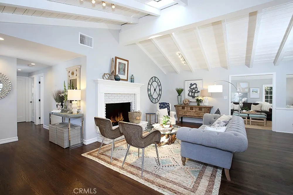 554 Hazel Drive Corona del Mar, CA 92625