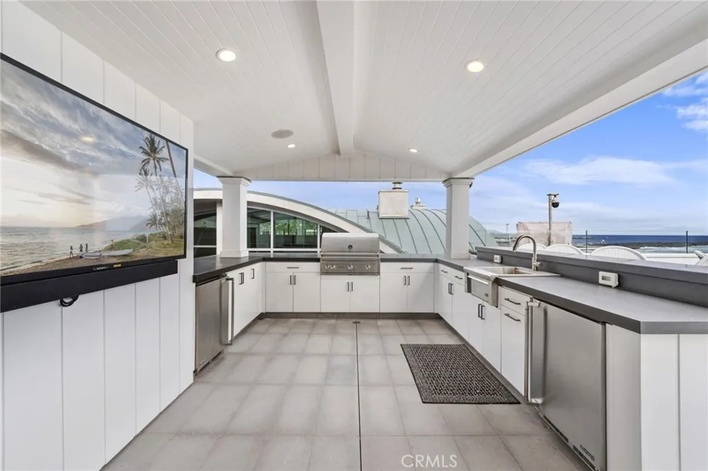 2148 E Oceanfront Newport Beach, CA 92661