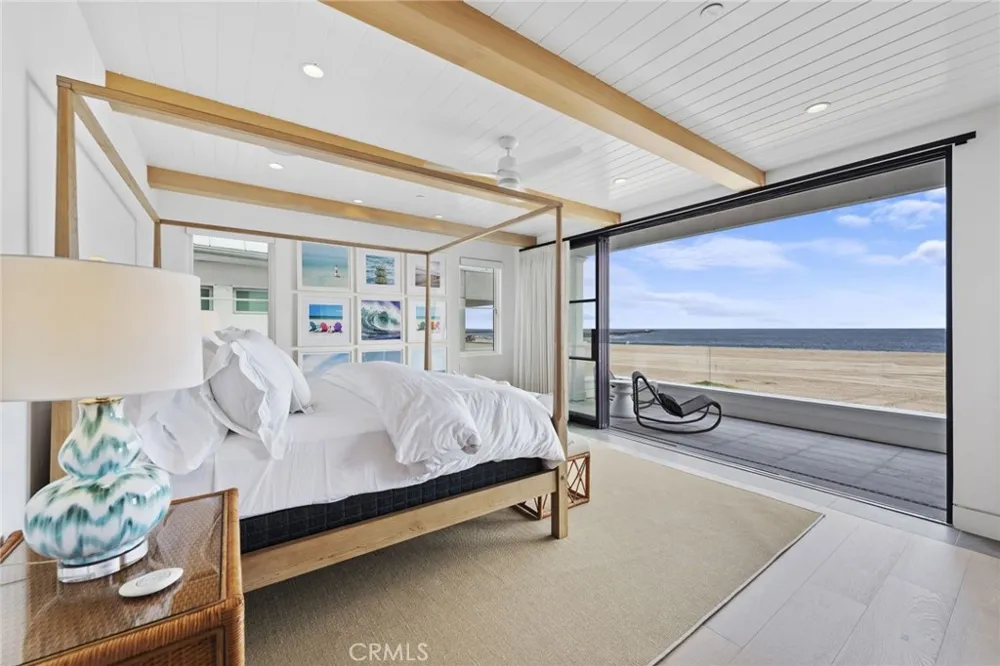 2148 E Oceanfront Newport Beach, CA 92661