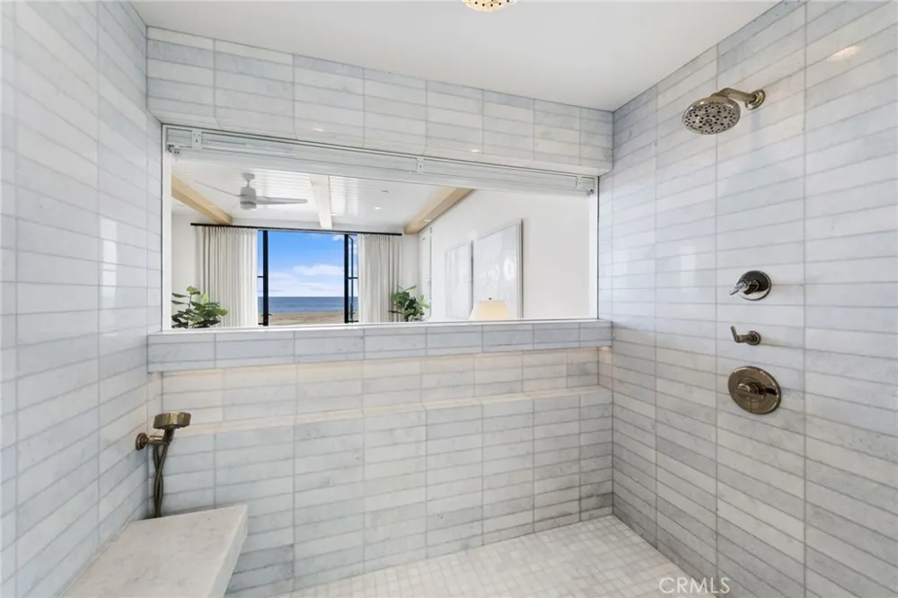 2148 E Oceanfront Newport Beach, CA 92661